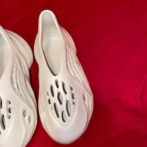 ❌SOLD❌Foam runners